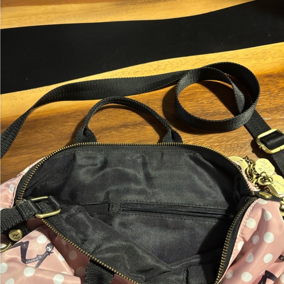 IZAK Kitten Shoulder Bag in Pink - EUC - Picture 5 of 10